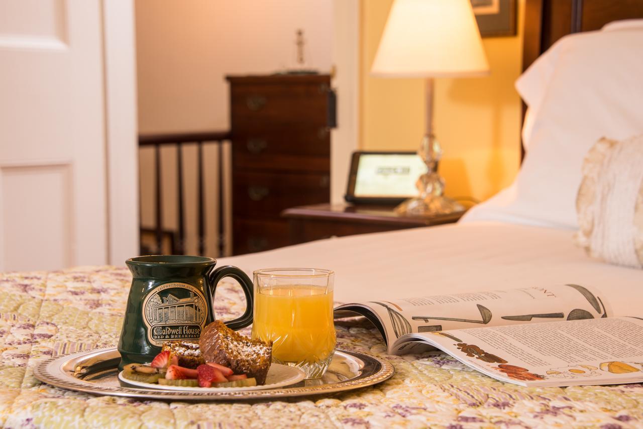 Caldwell House Bed And Breakfast Salisbury Mills Kültér fotó